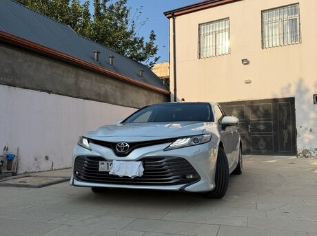Toyota Camry 2018