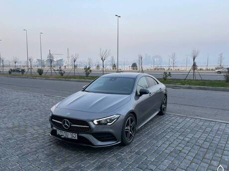 Mercedes CLA 200