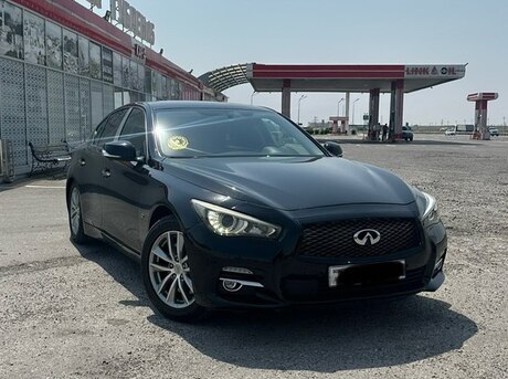 Infiniti Q50 2015