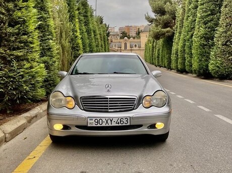 Mercedes C 240