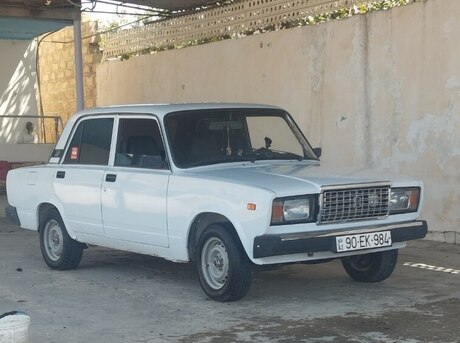 LADA (VAZ) 2107 2000