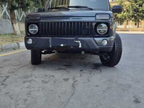 LADA (VAZ) 2121 Niva (4x4) 2021