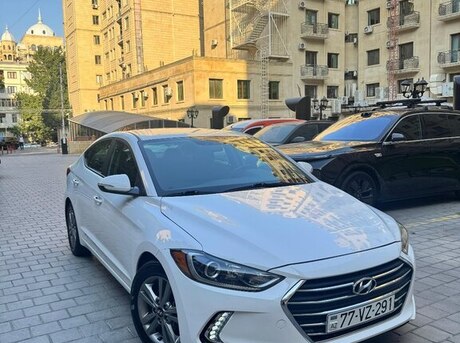 Hyundai Elantra 2016
