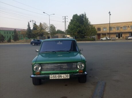 LADA (VAZ) 21011 1981