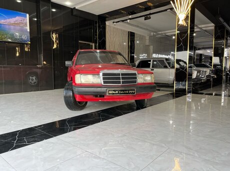 Mercedes 190