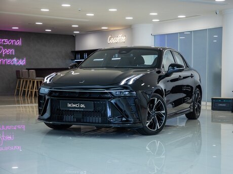 Lynk & Co 03