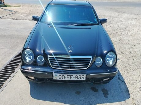 Mercedes E 320 2000