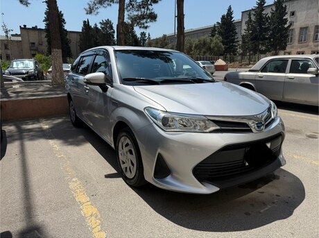 Toyota Corolla Fielder 2019