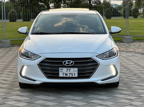 Hyundai Elantra 2016