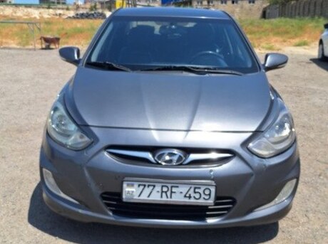 Hyundai Accent 2013