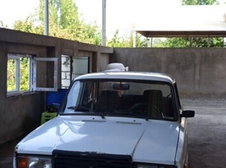 LADA (VAZ) 2107 2005