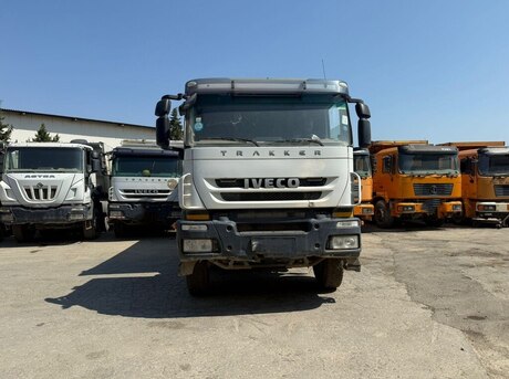 Iveco Trakker