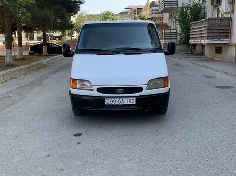 Ford Transit 1999
