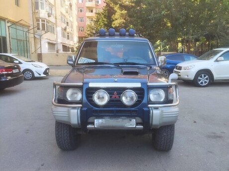 Mitsubishi Pajero