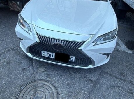 Lexus ES 250 2019
