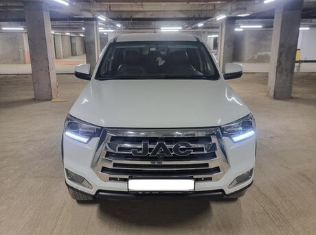 JAC T8