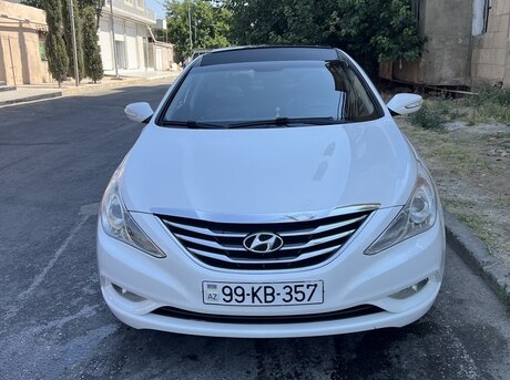 Hyundai Sonata 2010