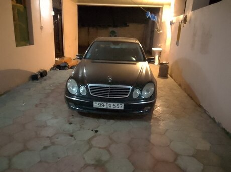 Mercedes E 270 2002