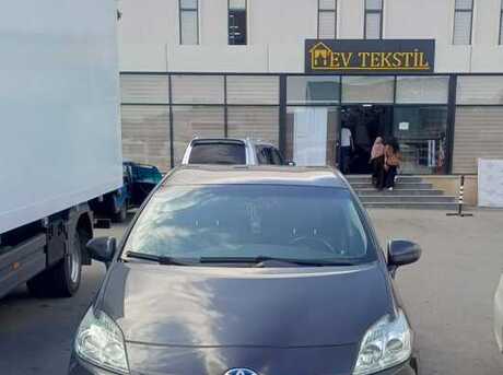 Toyota Prius 2011