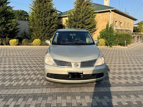 Nissan Tiida 2007