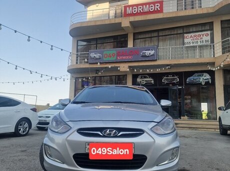 Hyundai Accent 2011