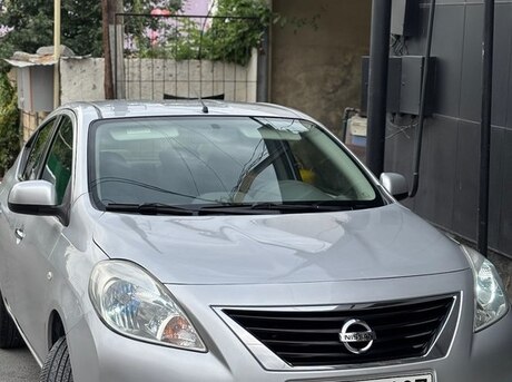 Nissan Sunny 2013