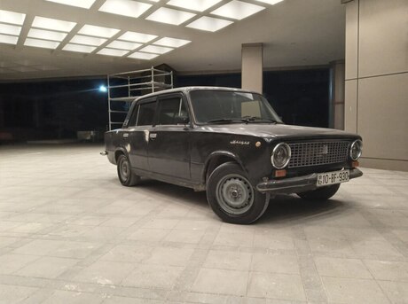 LADA (VAZ) 21011 1980