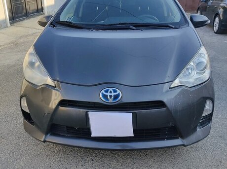 Toyota Prius C