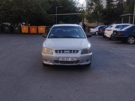 Hyundai Accent 2002