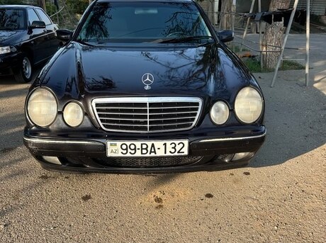 Mercedes E 220 d 2001