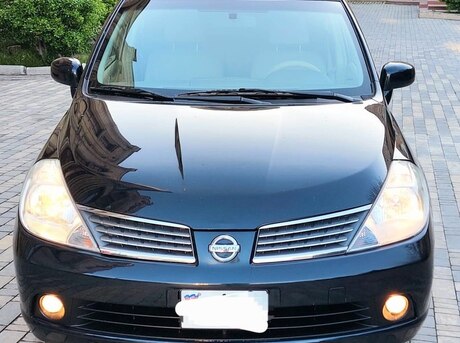 Nissan Tiida 2008