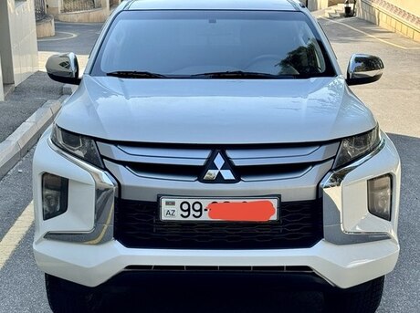Mitsubishi L200 2021