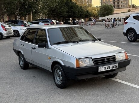 LADA (VAZ) 21099 2004