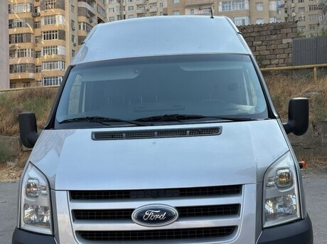 Ford Transit 2011