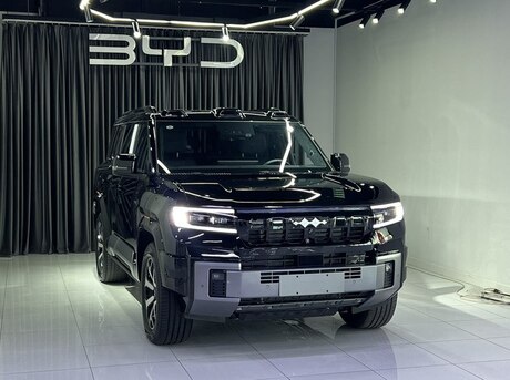 BYD Leopard 8