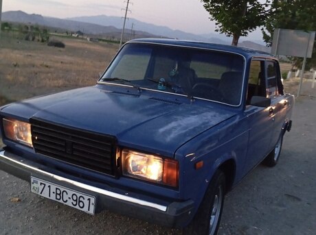 LADA (VAZ) 2107 2005