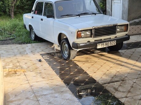 LADA (VAZ) 2107 2004