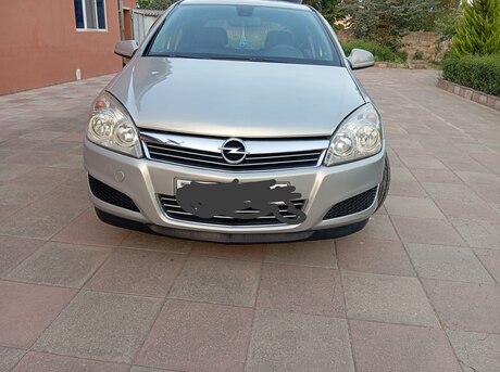 Opel Astra 2009
