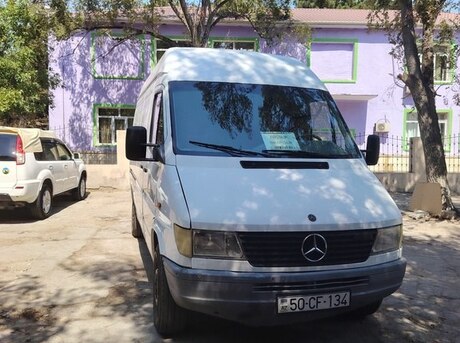 Mercedes 410 D 1998