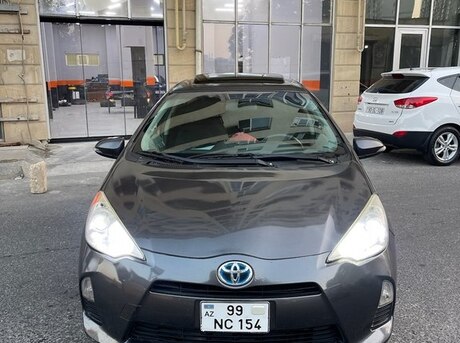 Toyota Prius C 2012