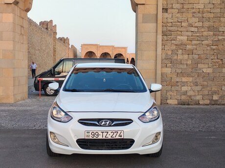 Hyundai Accent 2013