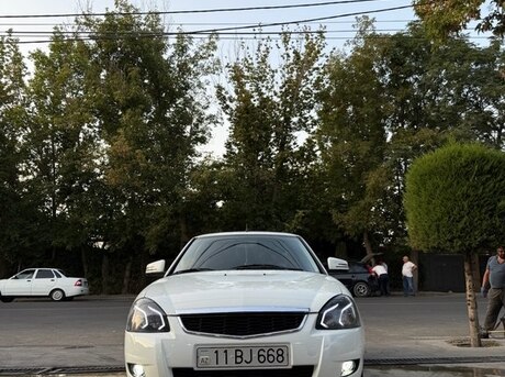 LADA (VAZ) Priora 2017