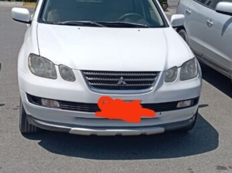 Mitsubishi Airtrek 2002