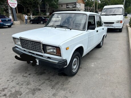 LADA (VAZ) 2107 2010