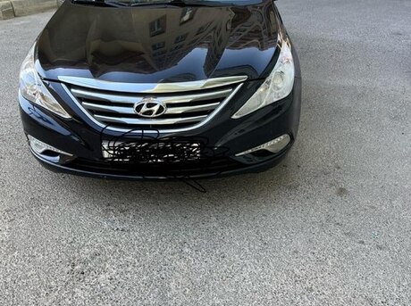 Hyundai Sonata 2010