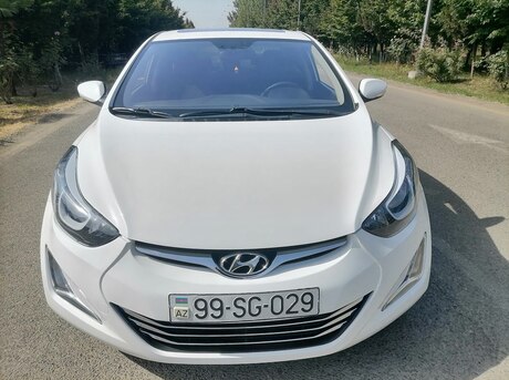 Hyundai Elantra 2011
