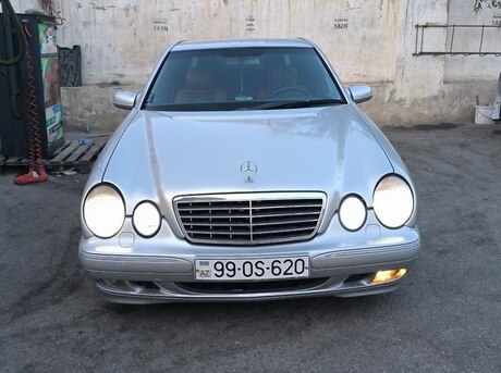 Mercedes E 270 2000