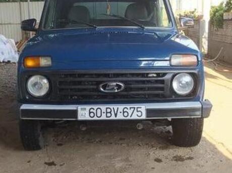 LADA (VAZ) Niva 2015