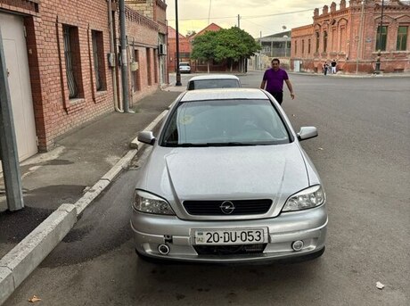 Opel Astra 2001