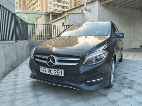 Mercedes B 250 4MATIC